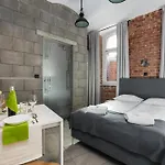 아파트 Strzalowa Underground Level By Renters