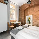 아파트 Strzalowa Underground Level By Renters *