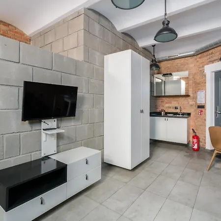شقة Strzalowa Underground Level By Renters *