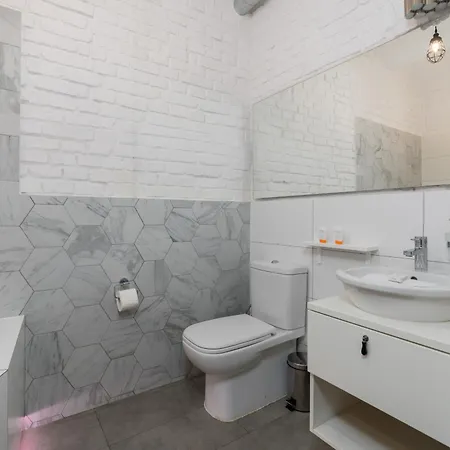 Apartamento Strzalowa Underground Level By Renters Poznan