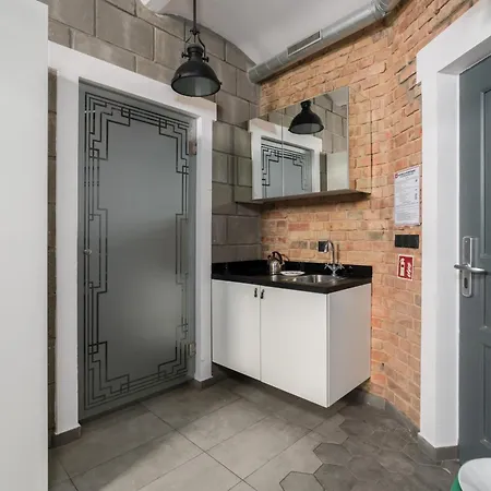 Strzalowa Underground Level By Renters Apartamento *