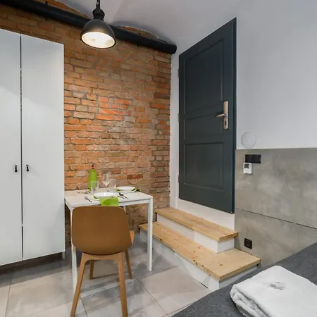 Strzalowa Underground Level By Renters Poznan