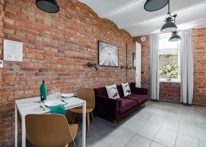 Strzalowa Underground Level By Renters Apartamento