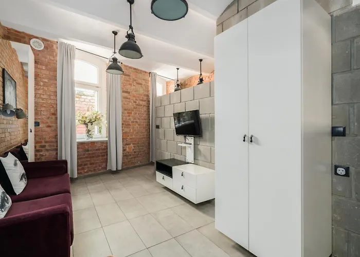 Strzalowa Underground Level By Renters Apartamento Poznan