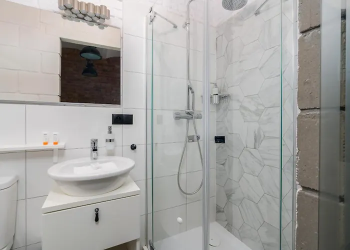 Strzalowa Underground Level By Renters Apartamento Poznan