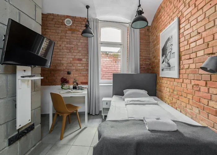 Strzalowa Underground Level By Renters Apartamento *