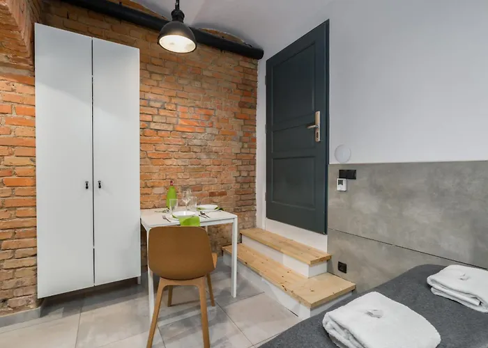 Strzalowa Underground Level By Renters Poznan