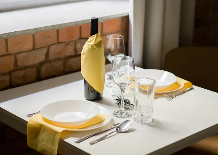 Strzalowa Underground Level By Renters Apartamento Poznan