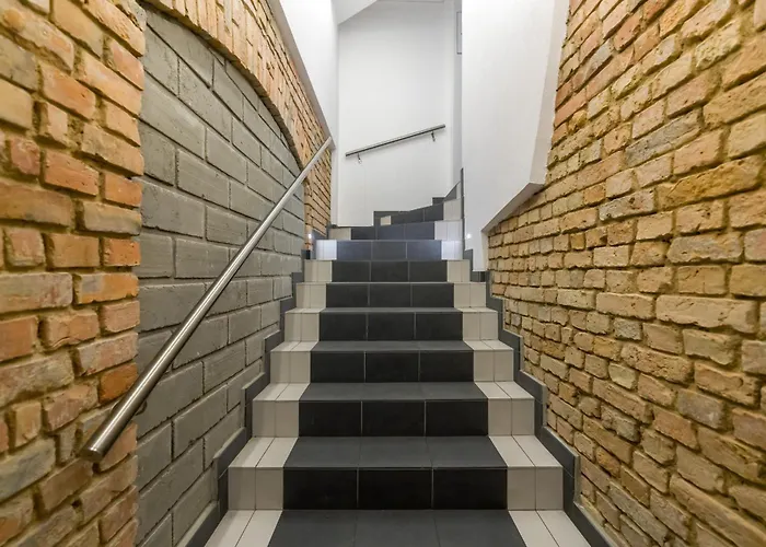 Strzalowa Underground Level By Renters Apartamento