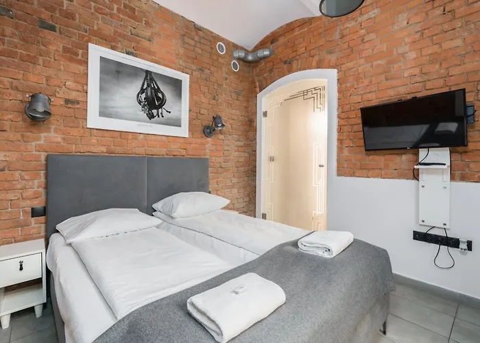 Strzalowa Underground Level By Renters Poznan